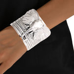 Load image into Gallery viewer, Burnished Silver Rope Elephant Cuff
